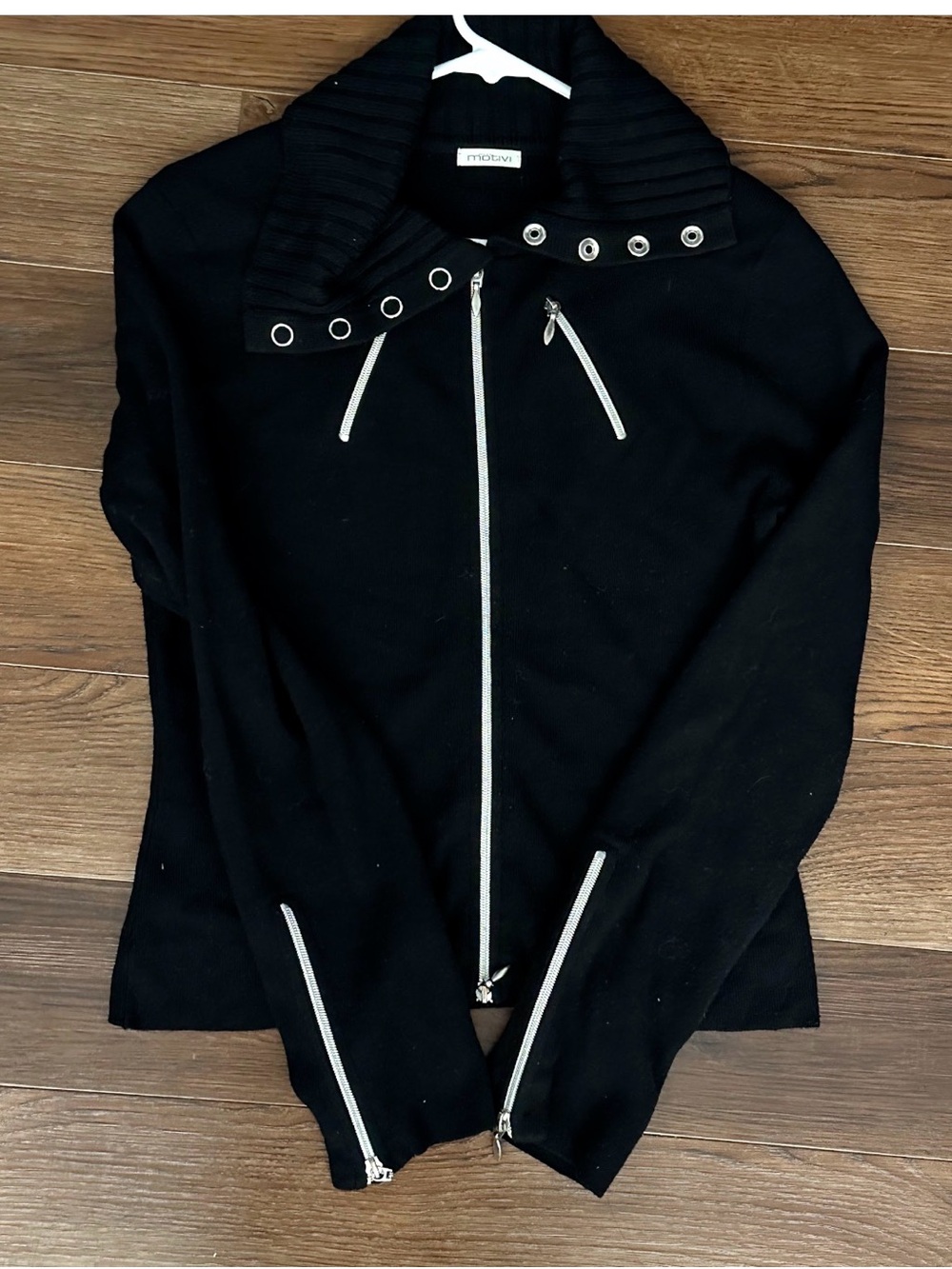 Motivi Black Zip-Front Sweatshirt with Eyelet Collar - Picture 3 of 3